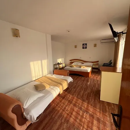 Πανσιόν Casa Bia *